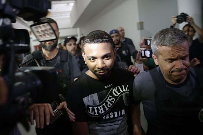 Rio de Janeiro - As forças de segurança do Rio prenderam na favela do Arará, zona portuária do Rio, um dos traficantes de drogas mais procurados da cidade, Rogério Avelino de Souza, o Rogério 157 (Tânia Rego/Agencia Brasil)
