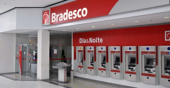 Bradesco abre 21 vagas presenciais para gerentes na cidade do Rio de Janeiro; veja como se candidatar.