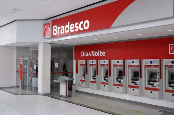 Bradesco abre 21 vagas presenciais para gerentes na cidade do Rio de Janeiro; veja como se candidatar.