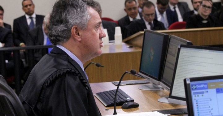 Porto Alegre (RS) - O relator, desembargador João Pedro Gebran Neto no julgamento de recursos da Lava Jato na 8ª Turma do TRF4 (Sylvio Sirangelo/TRF4)