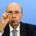 Brasília - O ministro da Fazenda, Henrique Meirelles, detalha a Proposta de Emenda à Constituição (PEC) que limita os gastos públicos, em coletiva no Palácio do Planalto (Marcelo Camargo/Agência Brasil)