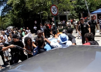 Manifestação de trabalhadores no RJ e violência da PM | Foto: Facebook
