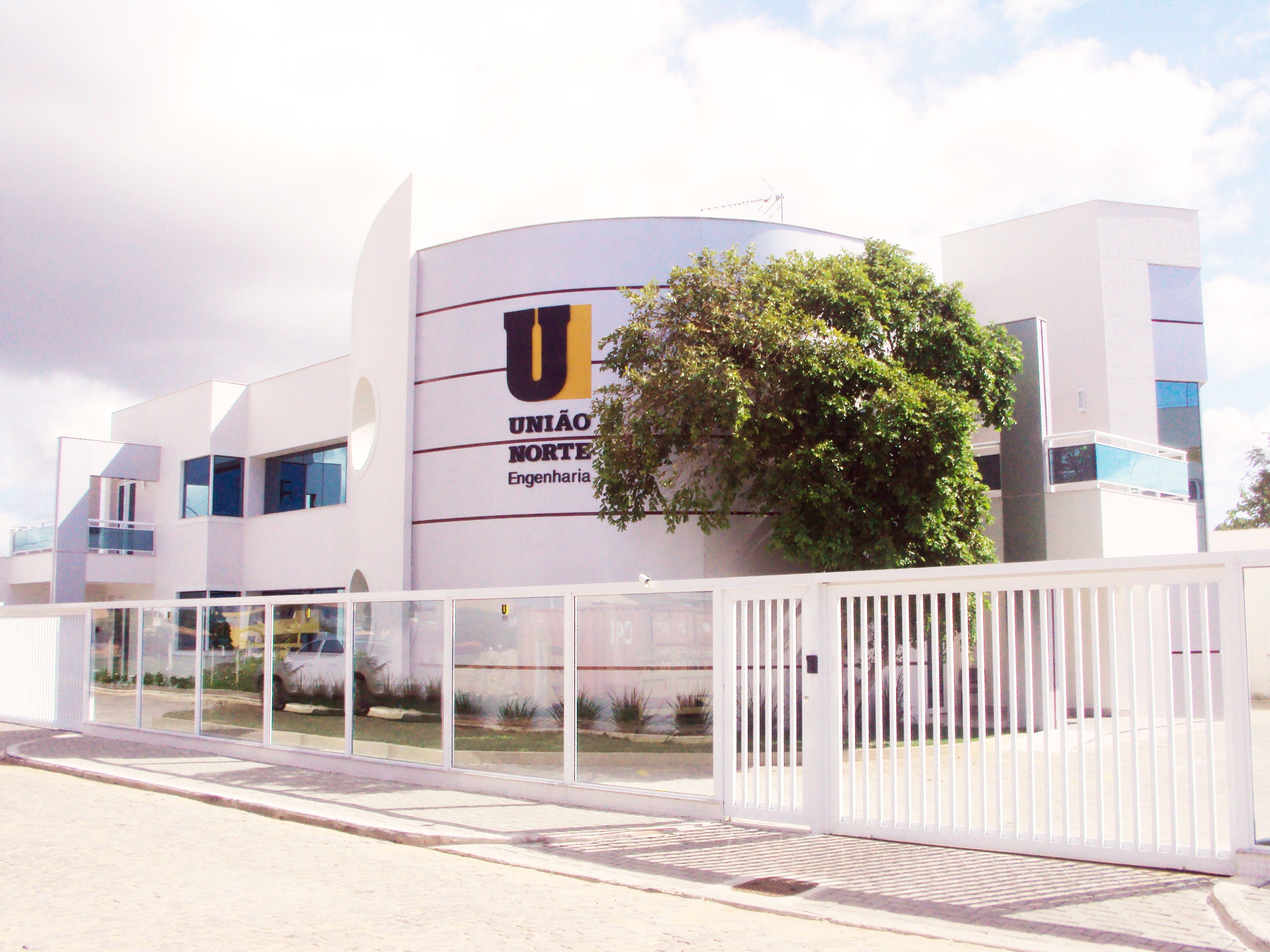 Empresa que é dona do lixo em São João da Barra-RJ | Foto: VIU!