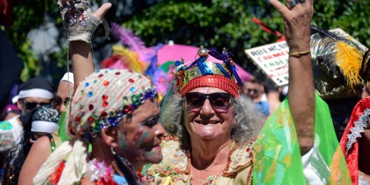 Rio de Janeiro - Bloco das Carmelitas anima foliões em Santa Teresa, no centro do Rio ( Tomaz Silva/Agência Brasil)