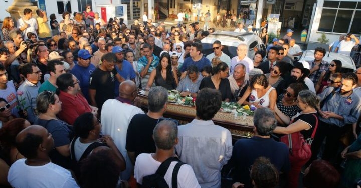 Rio de Janeiro - Enterro da vereadora Marielle Franco no Cemitério do Caju (Fernando Frazão/Agência Brasil)