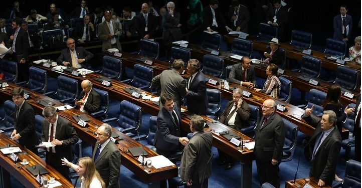 Brasília - Plenário do Senado aprova o projeto de lei (PLS 181/2017) que estabelece como competência da Justiça Eleitoral julgar ações que tratem sobre disputa intrapartidária (Fabio Rodrigues Pozzebom/Agência Brasil)