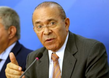 Ministro da Casa Civil, Eliseu Padilha, fala sobre Forças Armadas garantir o abastecimento.