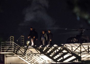 Curitiba - O ex-presidente Lula chega à sede da Superintendência da Polícia Federal onde vai cumprir pena (Marcello Casal Jr/Agência Brasil)