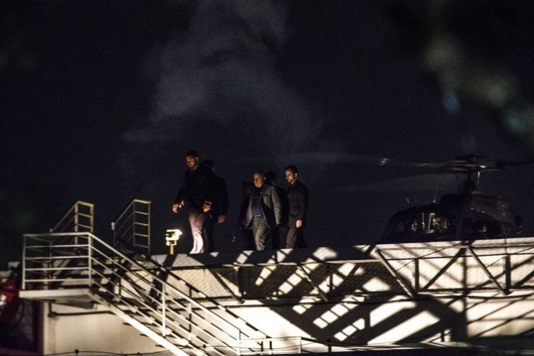 Curitiba - O ex-presidente Lula chega à sede da Superintendência da Polícia Federal onde vai cumprir pena (Marcello Casal Jr/Agência Brasil)