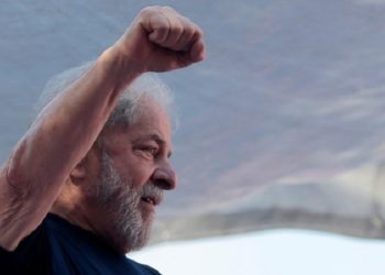 Ex-presidente do Brasil, Luiz Inácio Lula da Silva em protesto no sindicato dos metalúrgicos em São Bernardo do Campo, Brasil
07/04/2018
REUTERS/Leonardo Benassatto