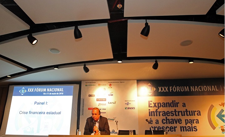 Rio de Janeiro - RJ - 10.05.2018 - Governador Luiz Fernando Pezão durante o 30º Forum Nacional com o tema "Expandir a infraestrutura é a chave para crescer mais", no BNDES centro do Rio de Janeiro. Foto: Paulo Vitor.