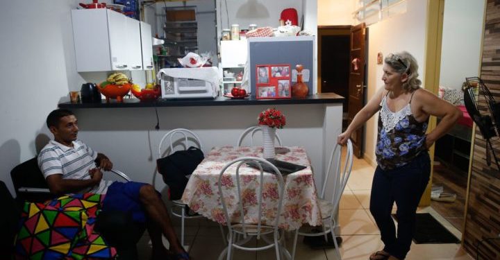 Interior de apartamentos reformados na Ocupação Manuel Congo, um prédio abandonado do INSS na Cinelândia, no centro do Rio, habitado por 42 famílias.