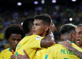 Copa 2018: Brasil e Sérvia. Comemoração do segundo gol do Brasil.