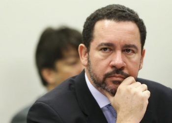 Brasília - O ministro interino do Planejamento, Dyogo Oliveira, durante audiência pública da Comissão Especial sobre Novo Regime Fiscal (PEC 241/16), na Câmara dos Deputados (Marcelo Camargo/Agência Brasil)