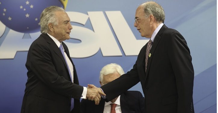 Brasília - O presidente Michel Temer e o presidente da Petrobras, Pedro Parente participam da divulgação do Plano de Negócios e Gestão 2018-2022 da Petrobras (Fabio Rodrigues Pozzebom/Agência Brasil)