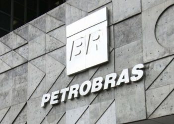 Conselheiros pedem demissão da Petrobras