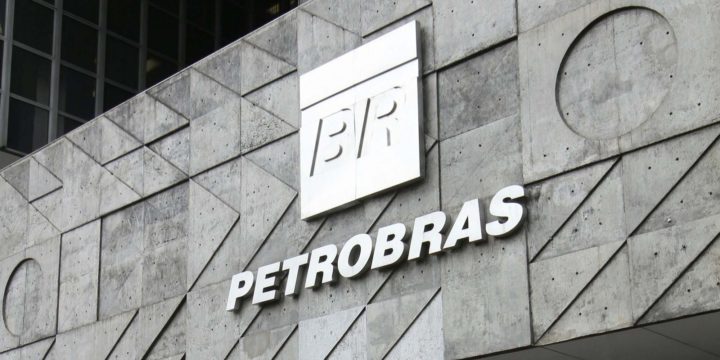 Conselheiros pedem demissão da Petrobras