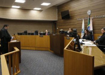 Julgamento de recursos do ex-governador Anthony Garotinho (PRP) e do ex-deputado e ex-chefe de polícia Álvaro Lins, condenados por exploração de jogos de azar, pela 2ª Turma Especializada do TRF2.