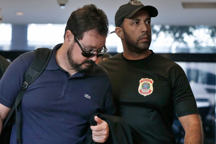 Rio de Janeiro - O ex-secretário municipal de Obras Alexandre Pinto é preso preventivamente pela Polícia Federal na operação Rio 40 Graus (Tânia Rêgo/Agência Brasil)