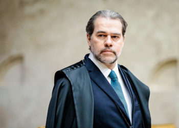 Relatório do Coaf aponta como atípica transferência de R$ 25,9 milhões da J&F para empresa ligada ao resort que teve participação vendida por Dias Toffoli. Entenda o caso.