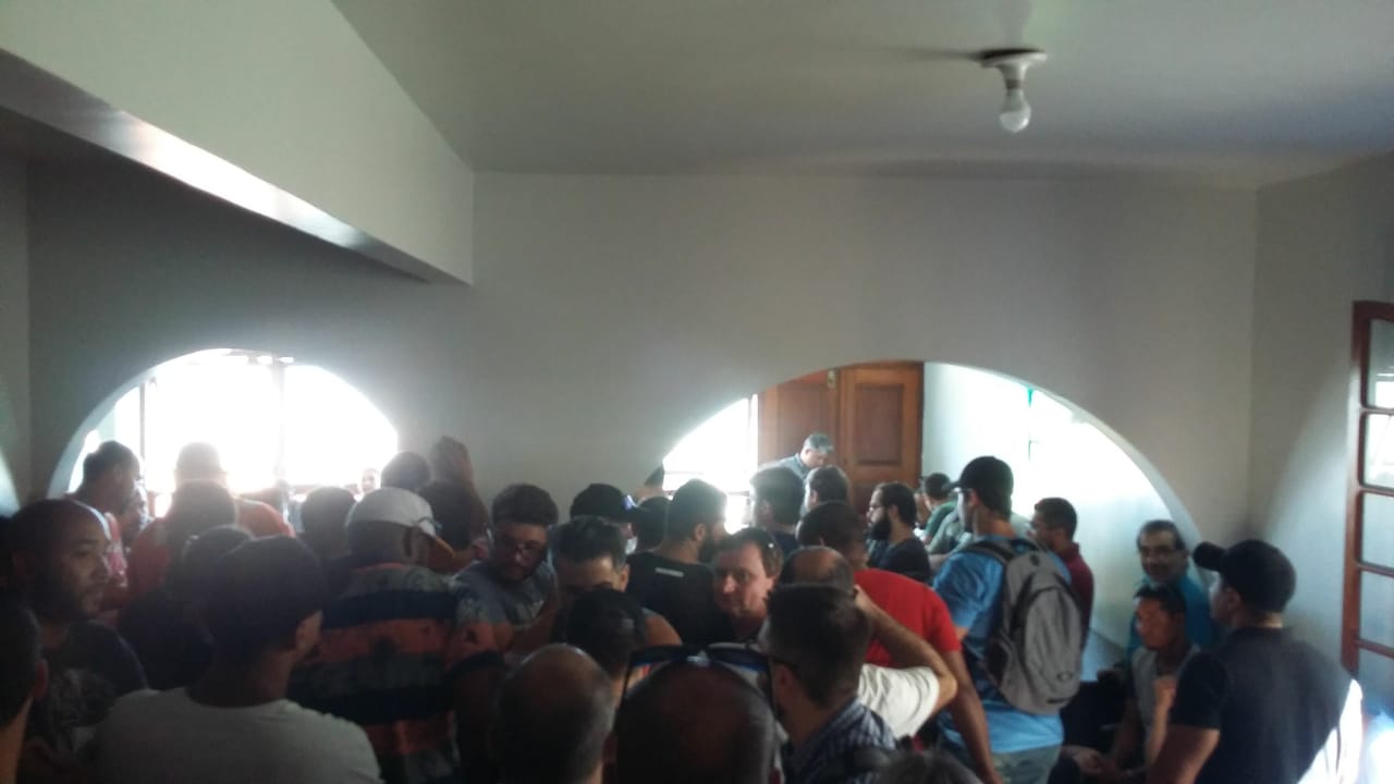 Petroleiros terceirizados