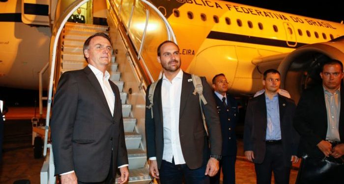 Presidente da República, Jair Bolsonaro, embarca para Davos, Suiça.