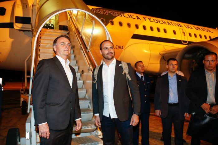 Presidente da República, Jair Bolsonaro, embarca para Davos, Suiça.