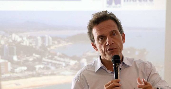 Dr. Aluízio, ex-prefeito de Macaé: contas rejeitas atrapalha futuro político