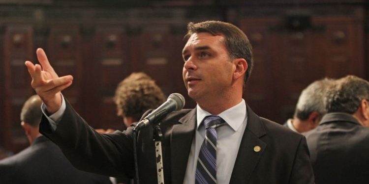 Senador Flávio Bolsonaro
