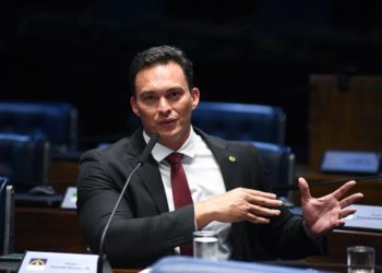 Senador Styvenson Valentim