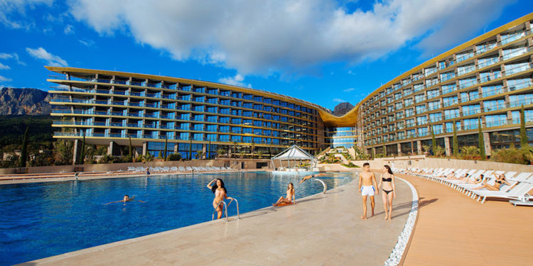 Mriya Resort