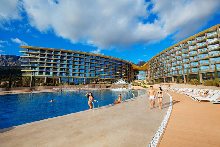 Mriya Resort