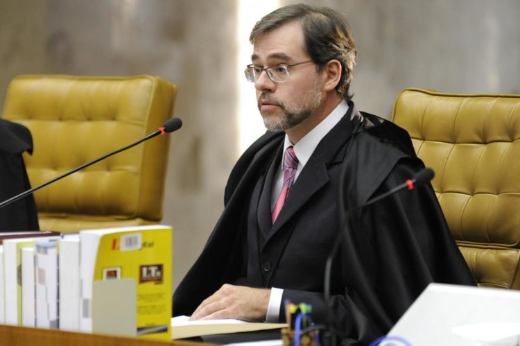 STF pagou R$ 39 mil a segurança em viagem de Toffoli à final da Champions League