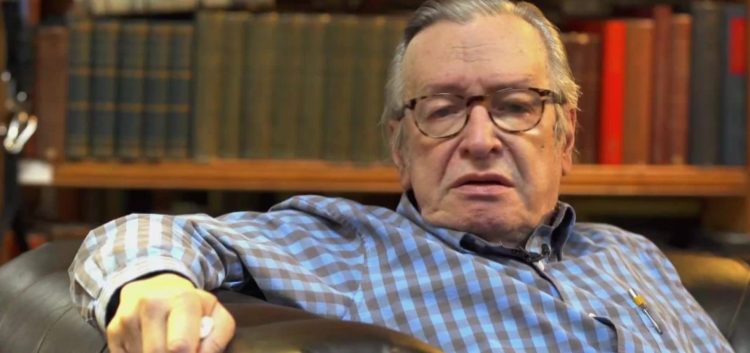 Escritor Olavo de Carvalho