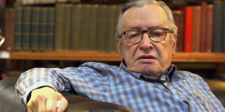 Escritor Olavo de Carvalho
