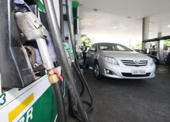 Mais um reajuste para a gasolina e óleo diesel