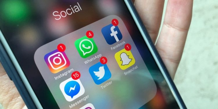 Redes Sociais