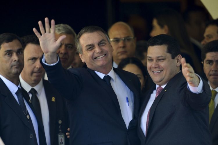 Jair Bolsonaro no encontro com governadores