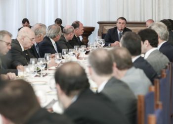 Jair Bolsonaro com ministros