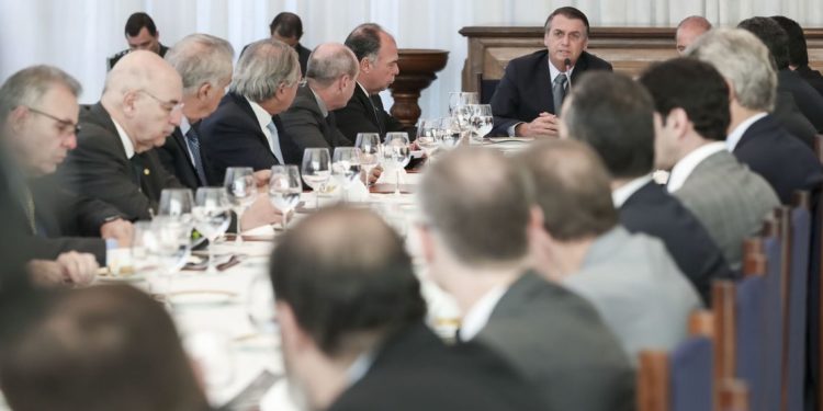 Jair Bolsonaro com ministros