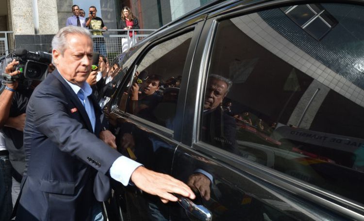 José Dirceu cumprirá pena em regime fechado