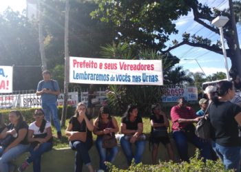 Servidores em greve