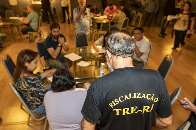 Consulta Pública em Macaé-RJ