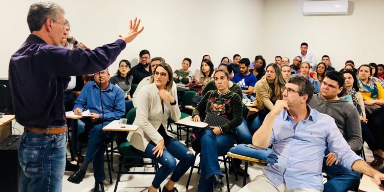 Assembleia dos Médicoss em Campos