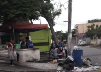 Lixo nas ruas de Quissamã-RJ