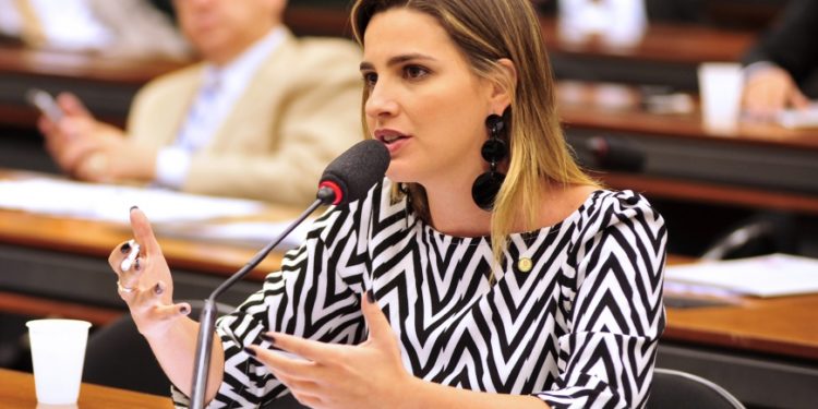 Deputado Clarissa Garotinho