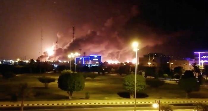 Ataques de drones a duas refinarias da Arábia Saudita
