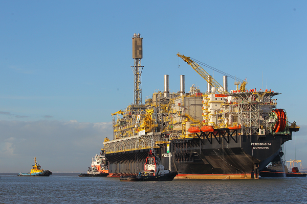 Plataforma de Petróleo na Camada do pré-sal