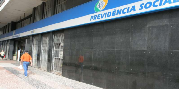 Pedidos de aposentadoria