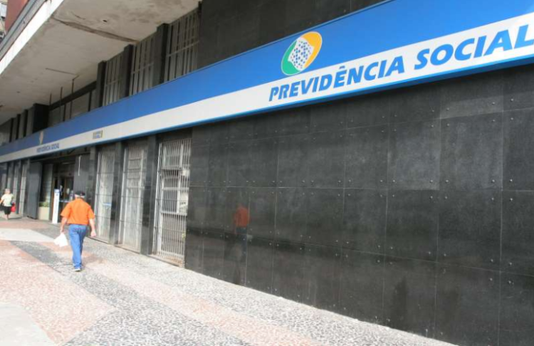 Pedidos de aposentadoria